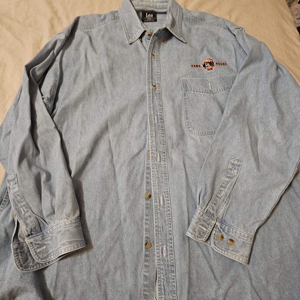 Vintage Lee Sport Denim Cleveland Browns Blue Shirt Size XL "Dawg Pound"
